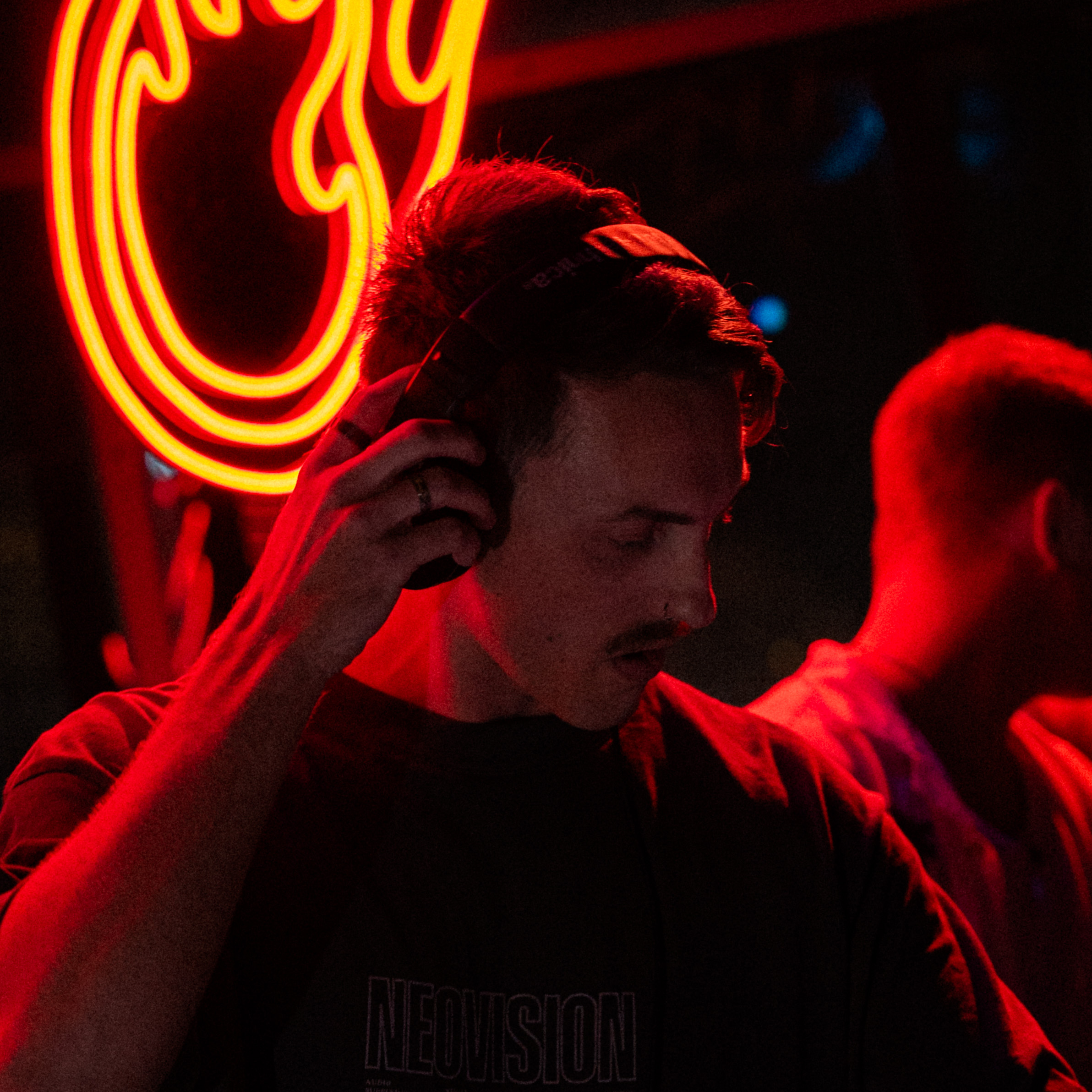 Splittah performing live